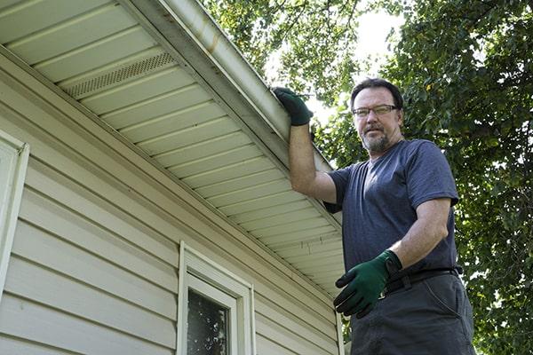 Gutter Cleaning of Wayne crew